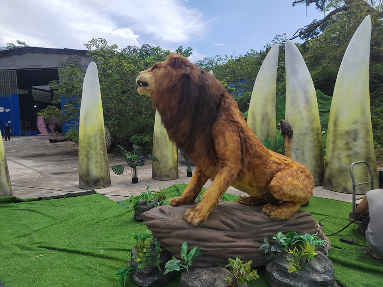 雄狮  凶兽  猛兽