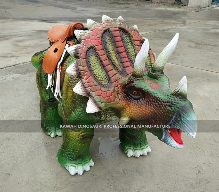 支持大人小孩乘坐的恐龙走龙软胶电动模型